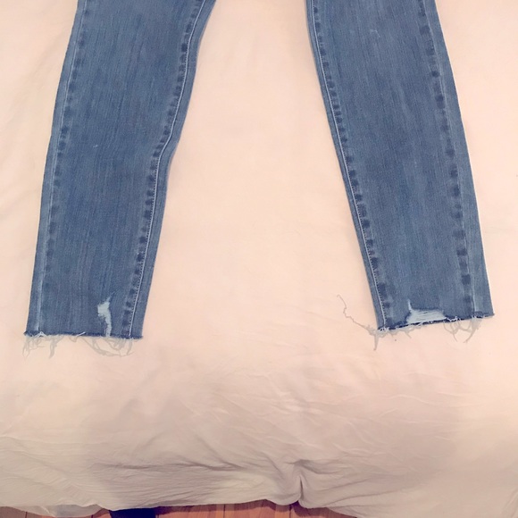 UNIQLO ultra stretch jeans ! - Picture 4 of 6